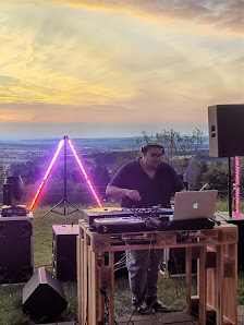 DJ AR