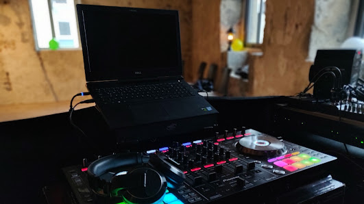 Craft Event Veranstaltungstechnik & DJ Service