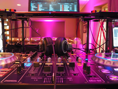 DJ Til Dawn