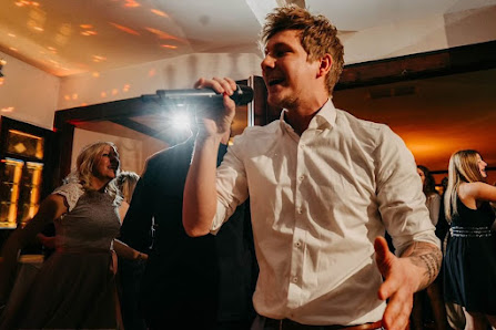 Killian Jäkel | DJ & Livemusik für Hochzeiten und Events