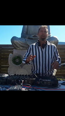 DJ Tony Starck | Event DJ für Hochzeiten und Firmenevents