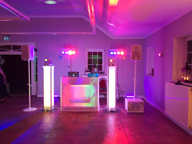 Chris Delight – DJ Service