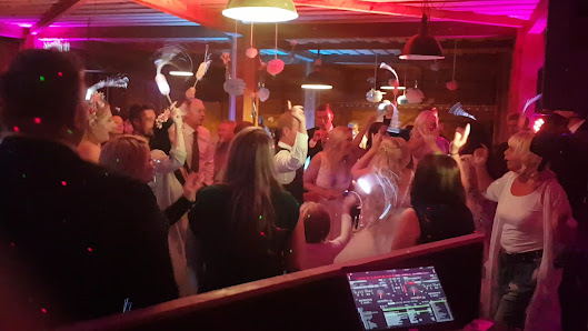 DJ Marcel | Hochzeit- Firmen- Geburtstag- Event DJ Leipzig