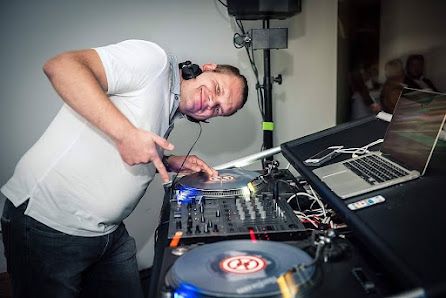 DJ Boris B - Hochzeits-, Event- & Club-DJ Göppingen