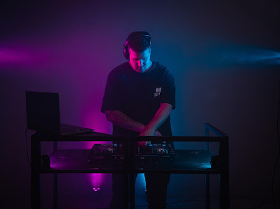 DJ MARKEZZ | Hochzeits-DJ Region Stuttgart
