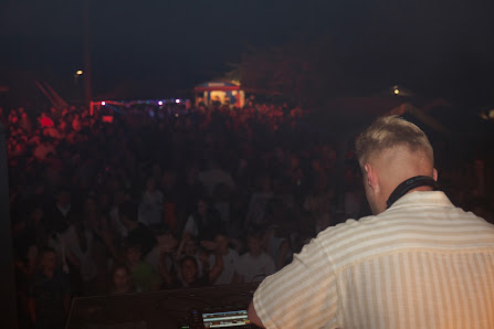 Redtone DJ