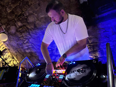 DJ T-Tape