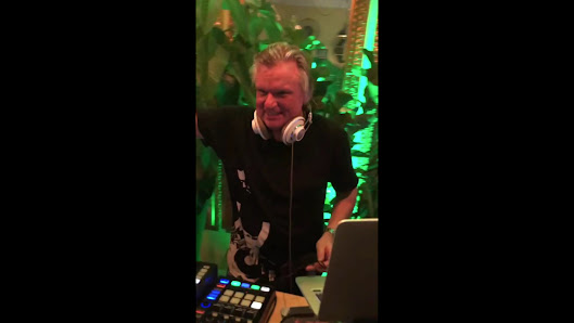 Cassollage-DJ Düsseldorf & Event DJ NRW