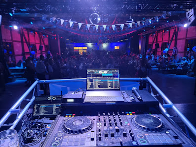 DJ Flow // Club- und Event DJ // Verleih von Licht- und Tontechnik