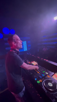 DJ Tesla - Club, Event & Hochzeits-DJ