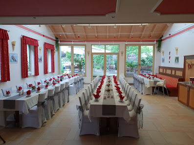 Dj Wombat / Party, Event und Hochzeits Dj. auch mit Equipment Verleih und professionellen Karaoke Angebot.
