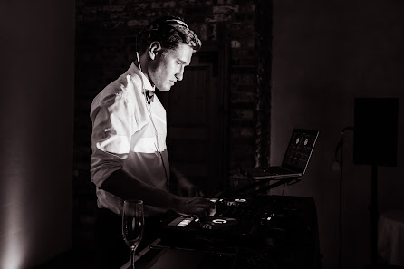 DJ MXM | DJ für Hochzeiten und Events | Hannover