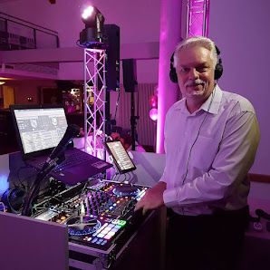 Erfahrung buchen - DJ Tobi Hannover | Hochzeit und Event DJ Region Hannover und Raum Niedersachsen