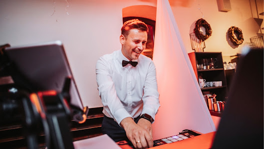 DJ Alex Behling - Hochzeits- und Event-DJ