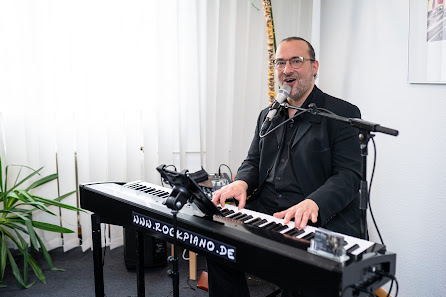 Voice & Piano Entertainment - Sänger, Pianist, DJ André Rössig
