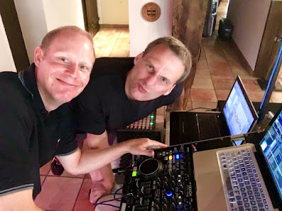 DJs Axel und Markus