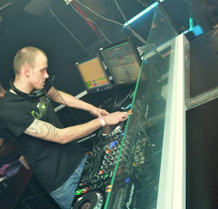 DJ VeuckX