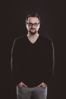 DJ Henrik Suttinger