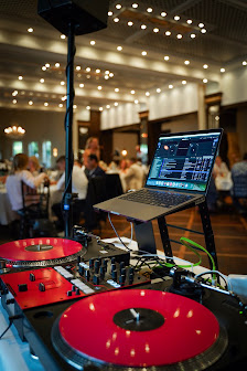 DJ LILBRIEH - Hochzeits- und Event-DJ