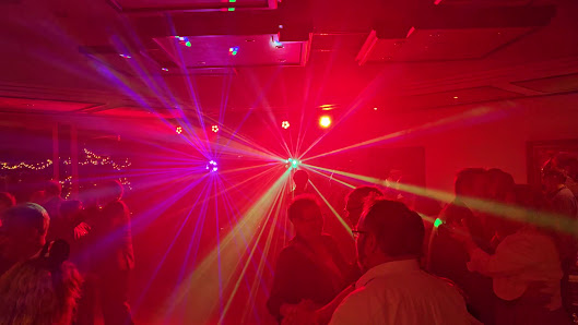 DJ Pascal Engel (Hochzeit & Event DJ)
