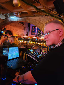DJ Sushi ihr Event DJ für Hochzeiten, Geburtstage, Firmenfeiern