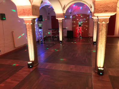 DJ Kay (DeeJay Kay) - DJing - Sound - Light