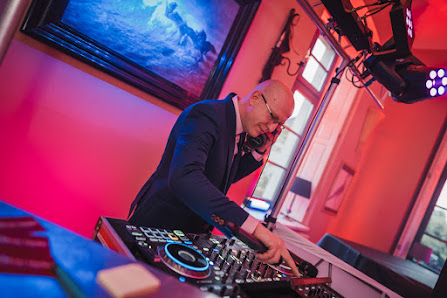 DJ Oliver Lieder
