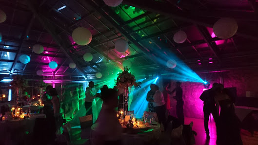 DJ Winter, Mobile Diskothek, Musik & Unterhaltung für Hochzeiten u. Geburtstage