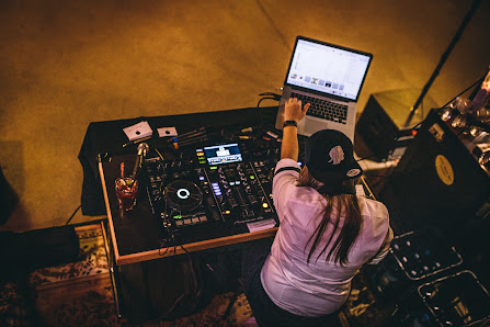 DJ Snapback