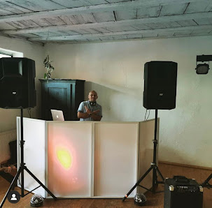 TOMMY M. MUSIC