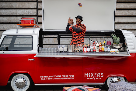 Mixers Drinks & Music