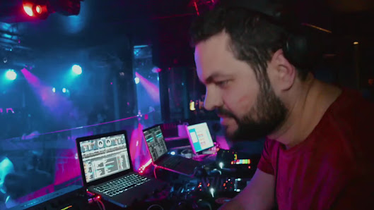DJ Bro's - Die Club-DJ's auf Deinem Event