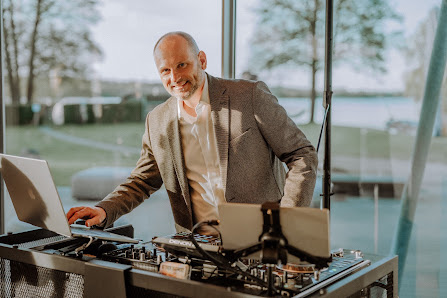DJ Sven Baumert - Hochzeits- und Event DJ
