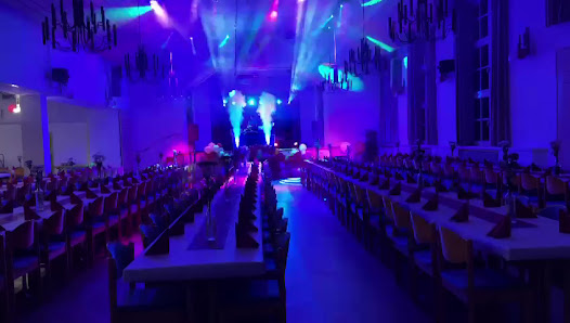 DJFloRakete / Baum Krone - Event management / Hochzeitsplaner / Veranstaltungstechnik / Verleihservice