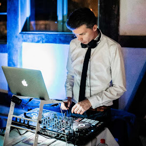 DJ vanelb