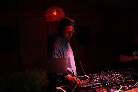 DJ SVN - Sveen Music & Sounds
