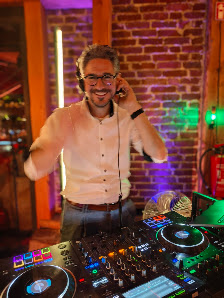 Steffen Hoffmann I Livemusik & DJ für Hochzeiten und Events