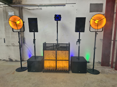 Michi von Schaulust | DJ für Hochzeit, Party und Event