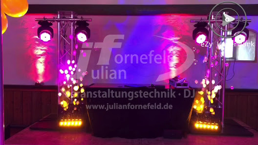 Julian Fornefeld - Hochzeits- & Event DJ -
