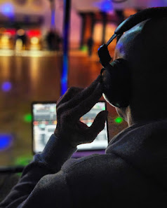 DJ JOE VAN PALE