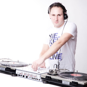 DJ Backbeat ( Andre Hopmann )