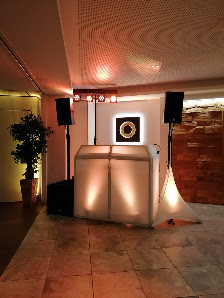 DJ Young - Ihr Hochzeits und Event DJ