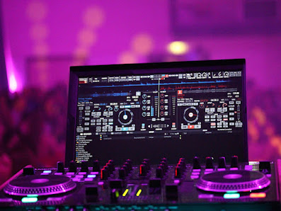 Eifel-DJ Marco Langshausen | Hochzeit | Polterabend | Geburtstag | Betriebsfeier