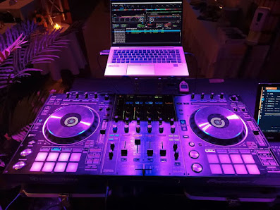 DJBoozzy