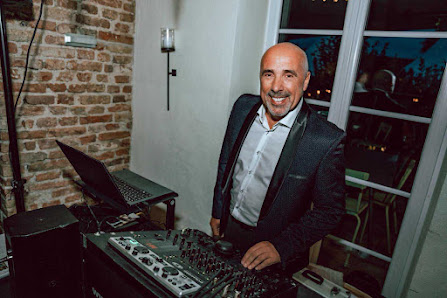 DJ Gary