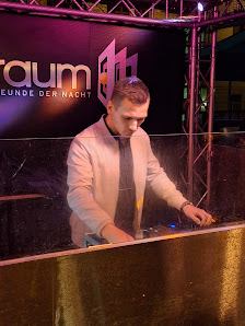 DJ Chris Cuts