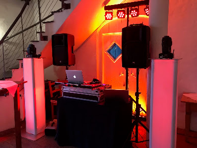 Jonas Moser DJ Event- und Hochzeits-DJ